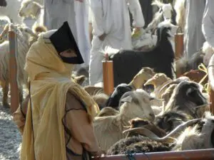 Frau im Oman