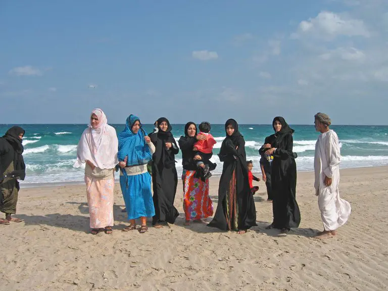 Frauenreisegruppe im Oman