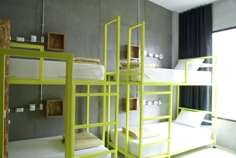 Gastbeitrag-Ladies-Dormitory-Lub-d-Bangkok-Silom