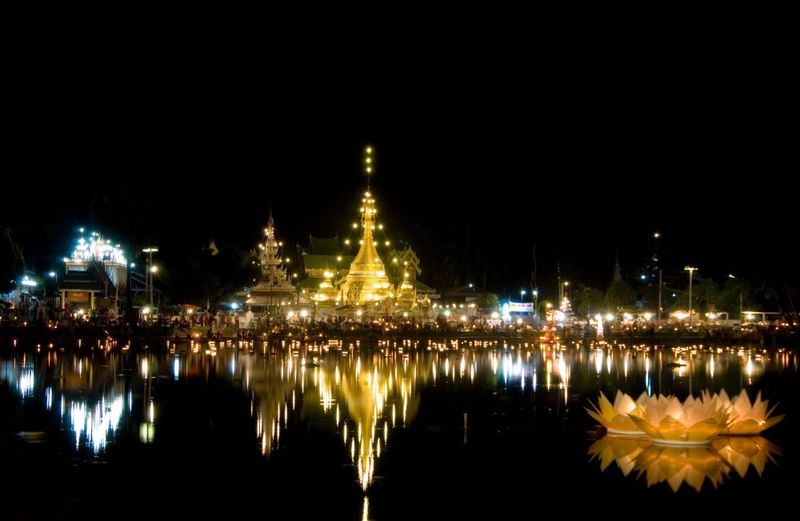 TAT-Loi-Kratong-Festival