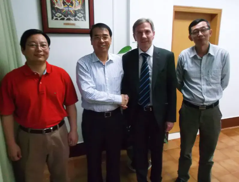 hainan-Herzliche-und-erfolgreiche-Zusammenarbeit Norbert-Pfefferlein-und-der-Vizegouvernour