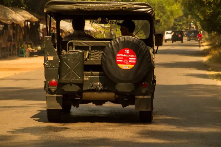 anantaraes-jeep-hinten