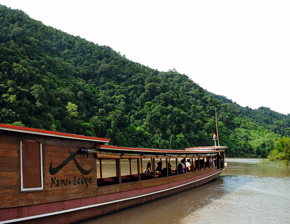 Lotus Travel-1