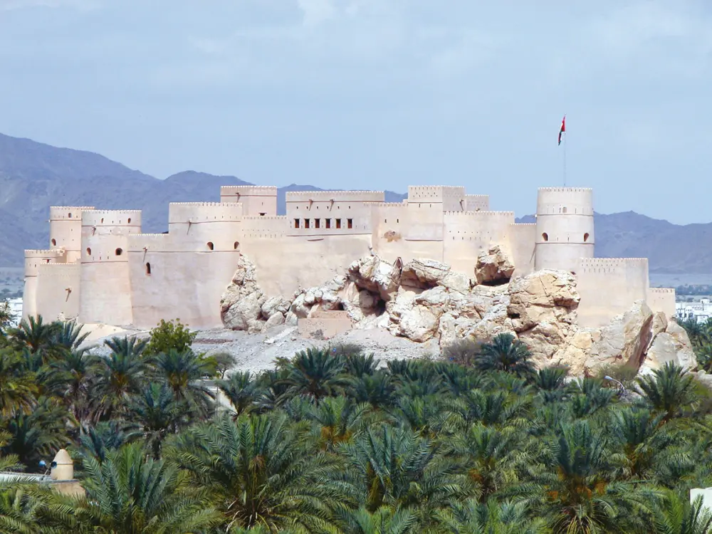 East Asia Tours Nakhl Fort-1