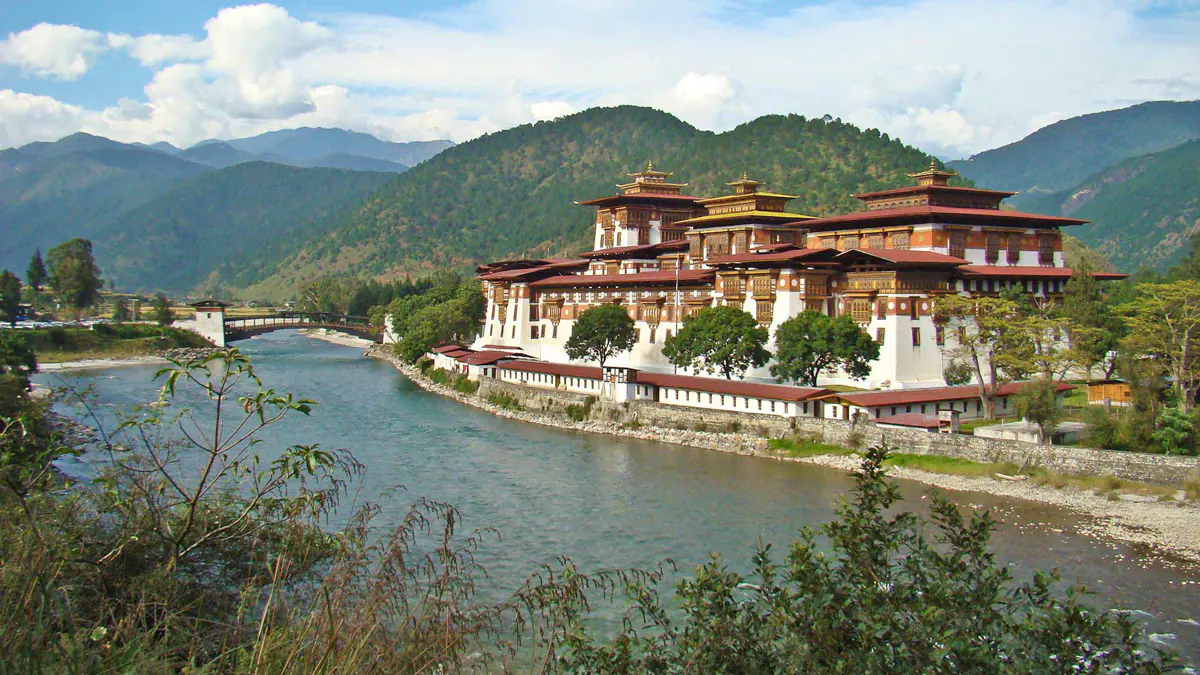 eat-punakha-dzong-3