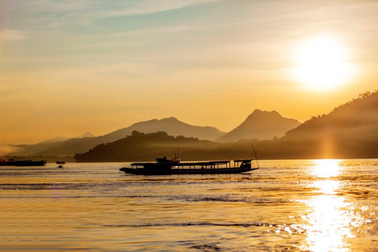 exotic-voyages-mekong--laos