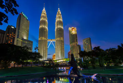 buffalo-tours-titelbild-petronas-zwillingstrme