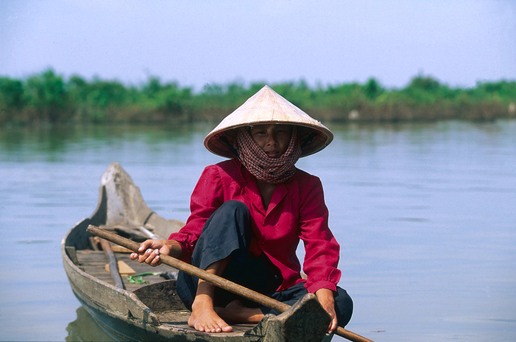 exotic-voyages-2-mekong-locals