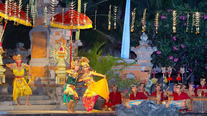 id-reisewelt-3-tanzvorfhrung-im-fuerstenpalast-ubud----optionales-Programm