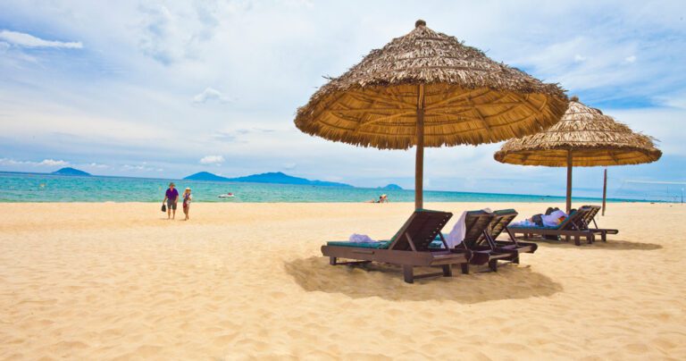 indochina-travels-titelbild-beach
