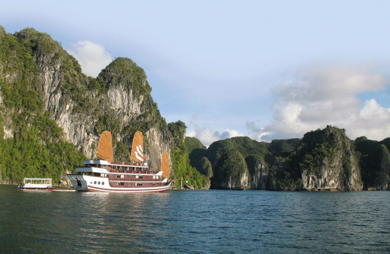 lotus-travel-titelbild