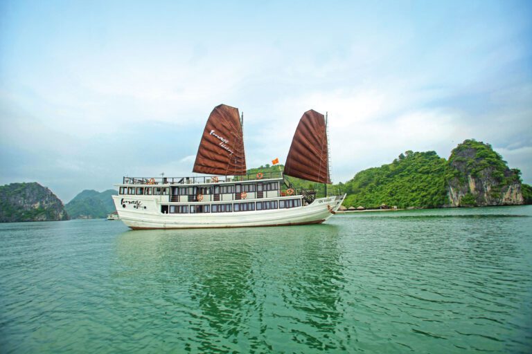 Vietnam-Halong