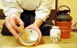 Japanische Teezeremonie courtesy DA