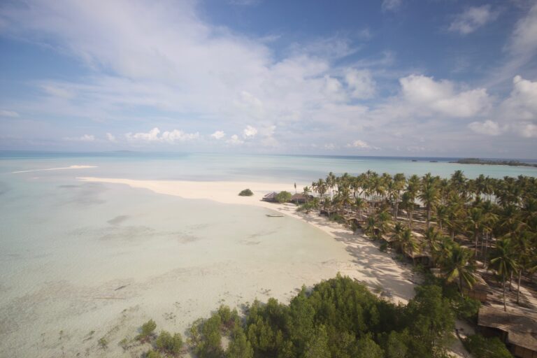 NW1 Virgin Cocoa Blick auf die Insel vom Leuchtturm