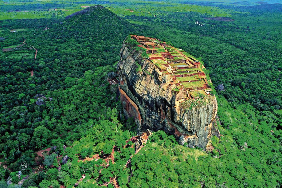 3 Diamir SRI 2011 WAL Sigiriya 003