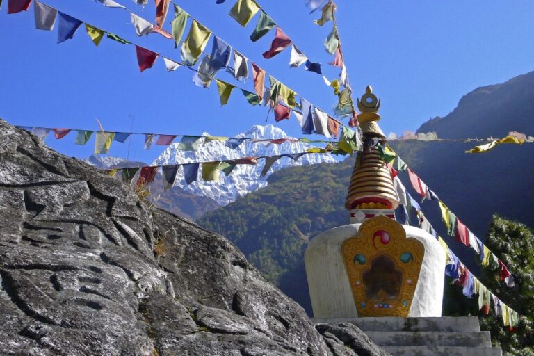 NEP 2012 1DDA Khumbu 1280311