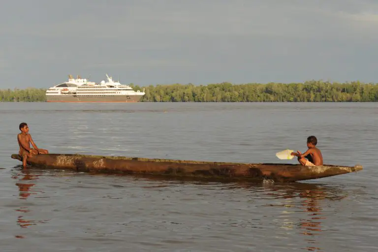 ponant-indonesien
