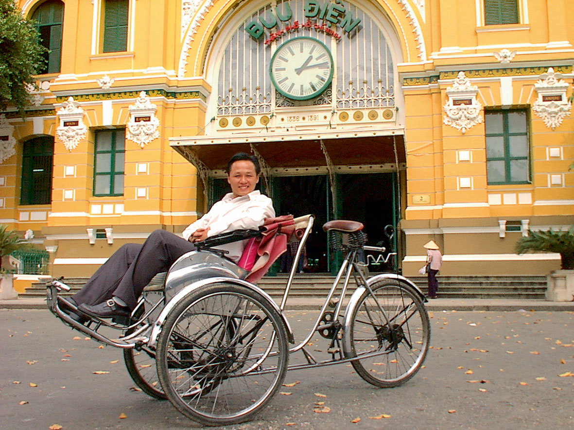 Cyclo-Fahrer-in-Hanoi
