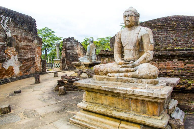 Die-Ausgrabungsstaette-Rangiri-Ulpotha