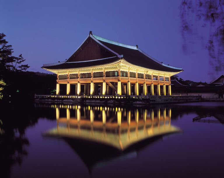Gyeongbokgung-Palast-Gyeonghoeru