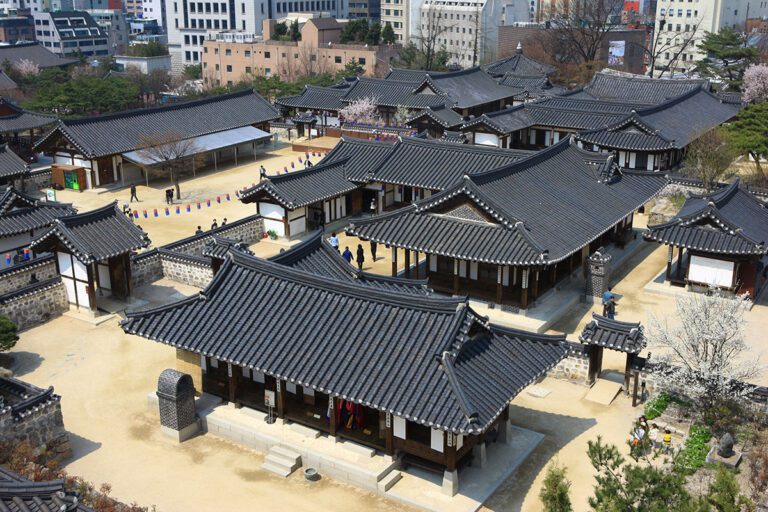 Namsan-Hanok-Village-2