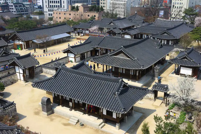 Namsan-Hanok-Village-2