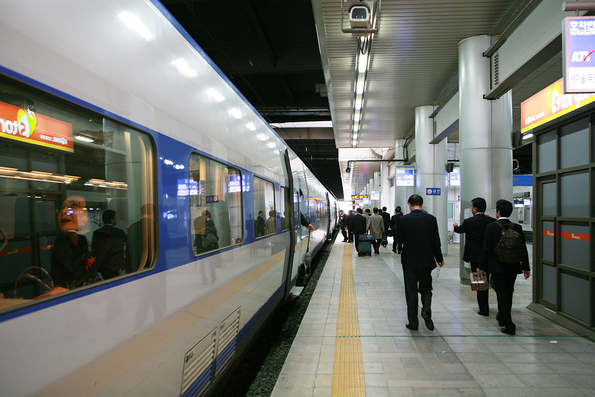 Seoul-Station-