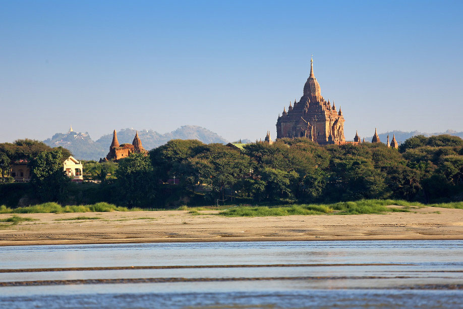 Bagan vom Fluss