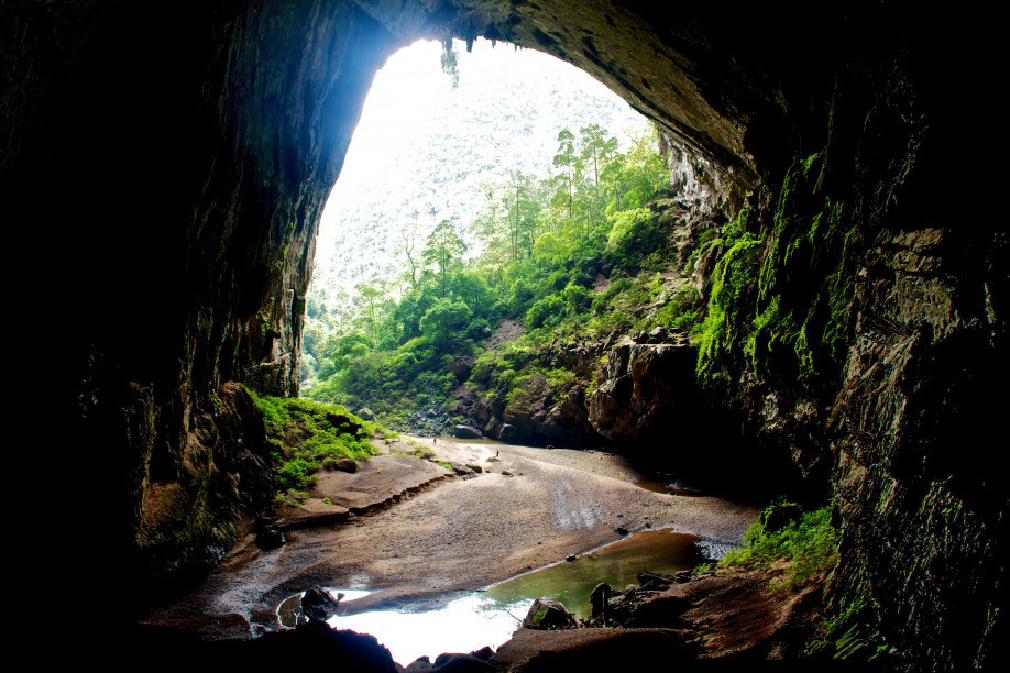 1-Hang En cave