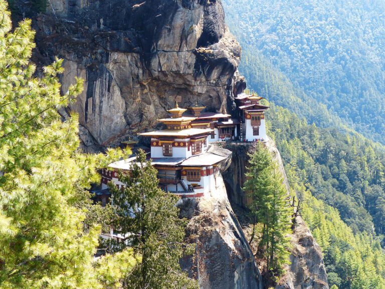 Bhutan---Tigernest---Kloster