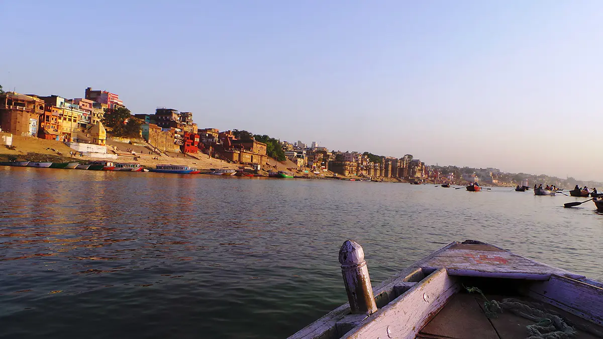 Bootstour-auf-dem-Ganges-in-Varanasi