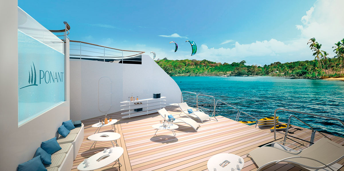 Sonnendeck-auf-der-Le-Laperouse