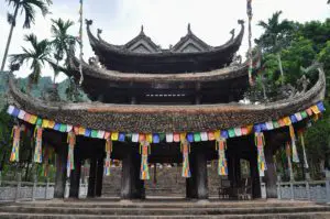thien-tru-pagoda-perfume-pagoda-hanoi-vietnam
