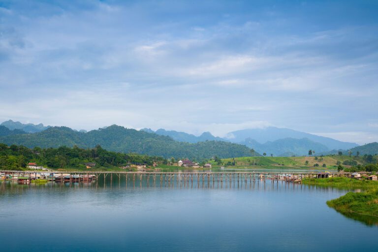 Kanchanaburi-Saphan-Mon