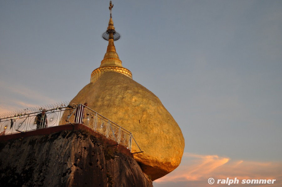 SFR-goldener-felsen-