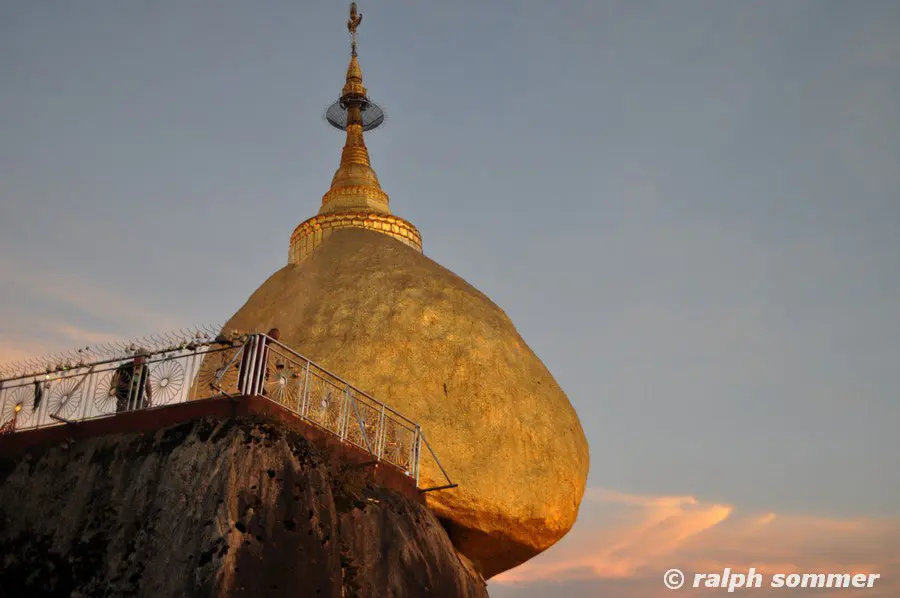 SFR-goldener-felsen-