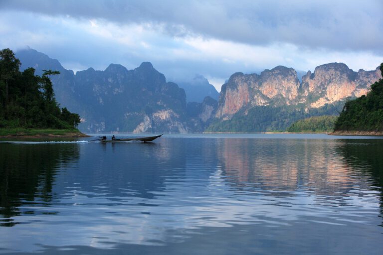 Surat-Thani-Chiao-Lan-Lake