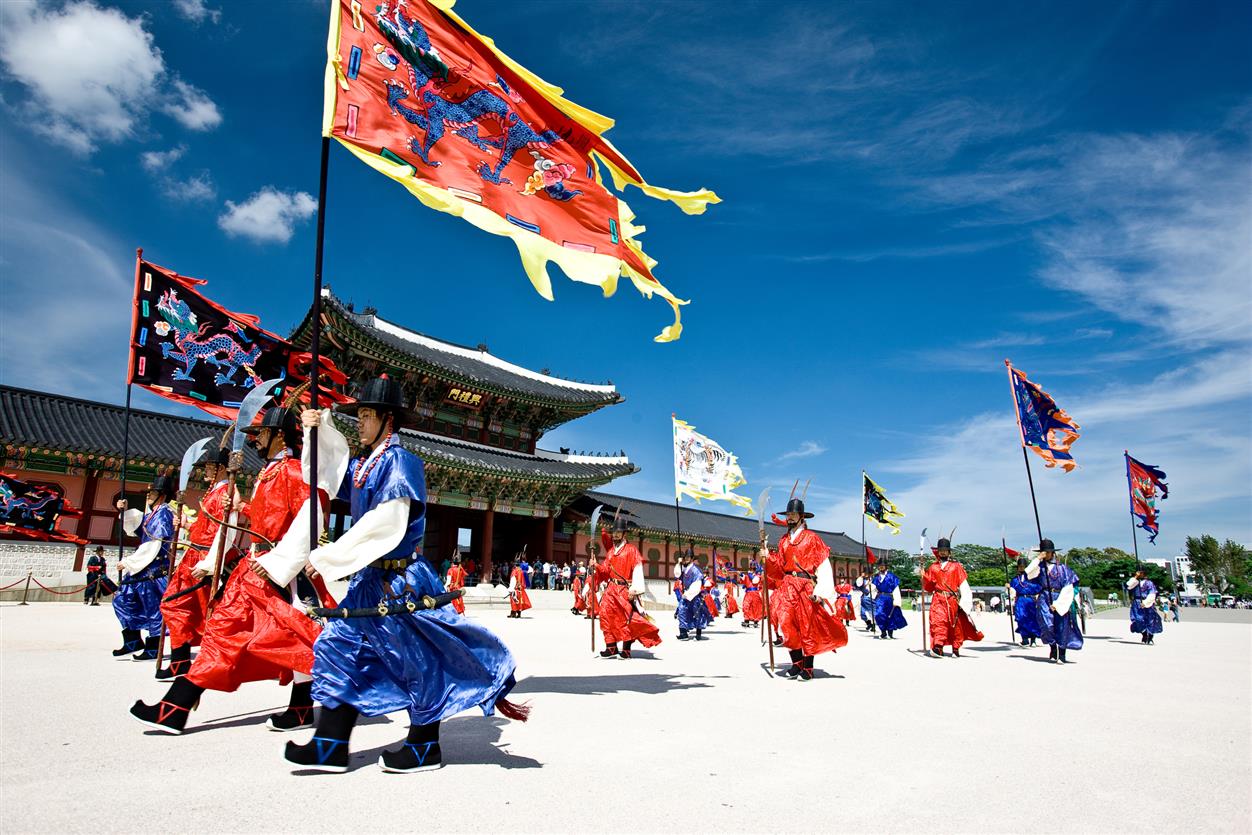 2b VisitKorea Changing Ceremony of Royal Guards at Gyeongbokgung Palace