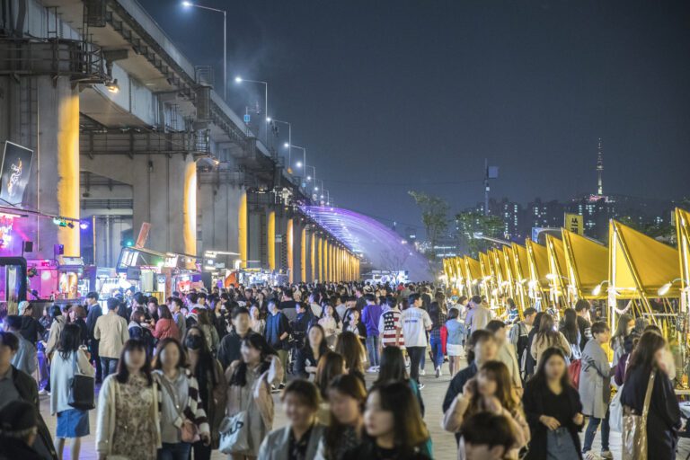 11 3010085201804034k Seoul Bamdokkaebi Night Market