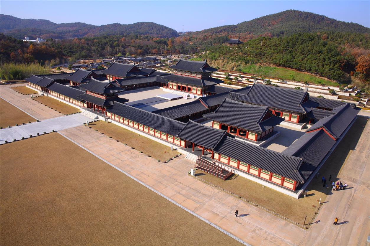 4 Baekje Kulturkomplex