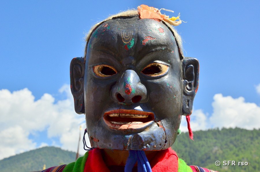 4highlightreise-sikkim-darjeeling-bhutan-maske