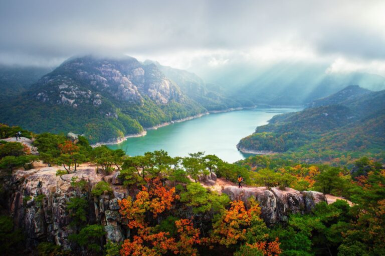 Autumn on Oksunbong Peak