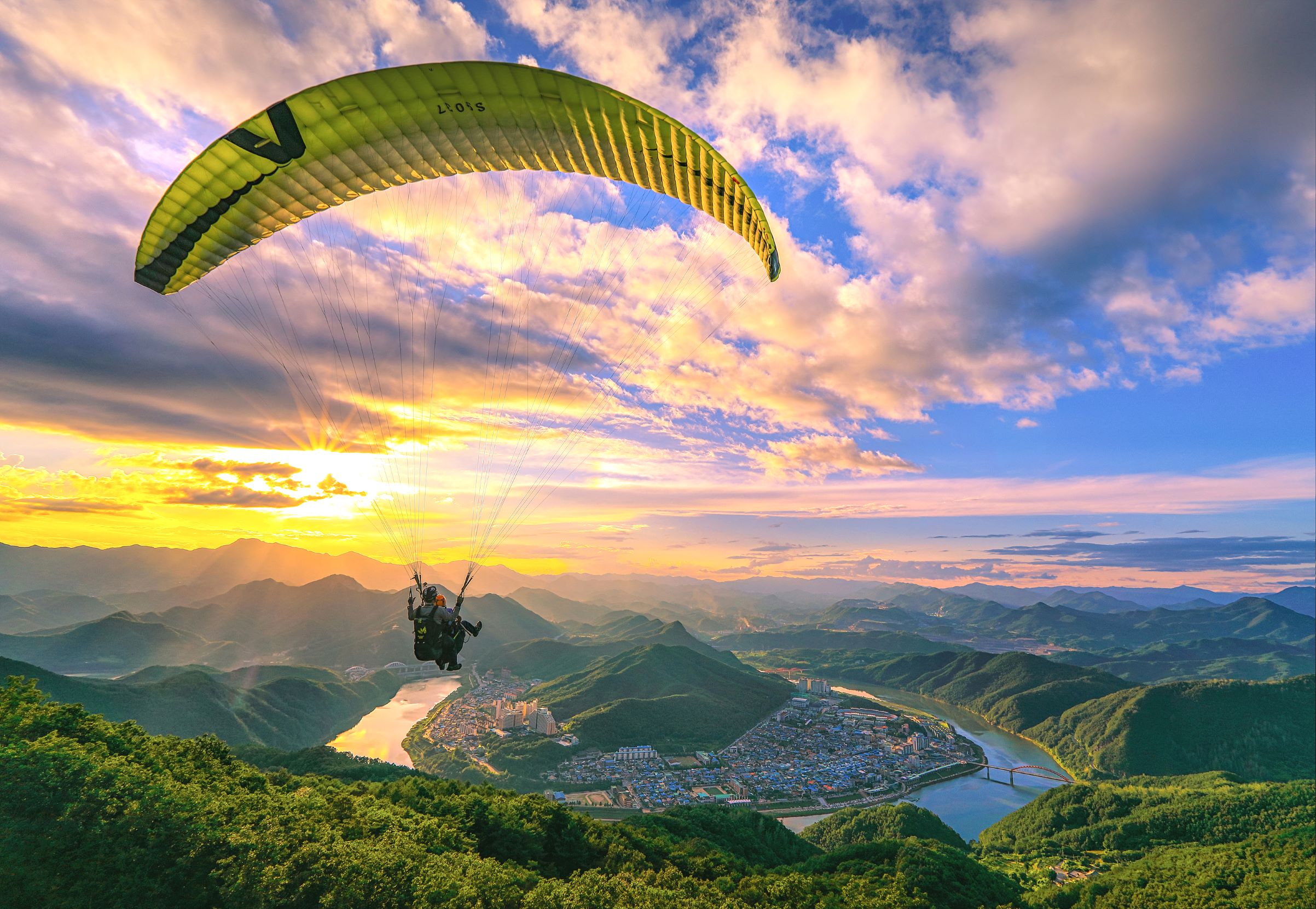 Beautiful Flight Anzeigebild